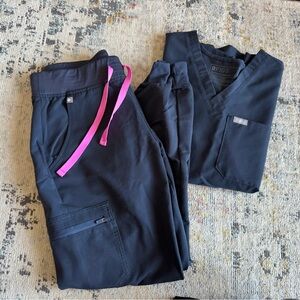 Zamora Joggers and Catarina one pocket scrub top in Night Sky